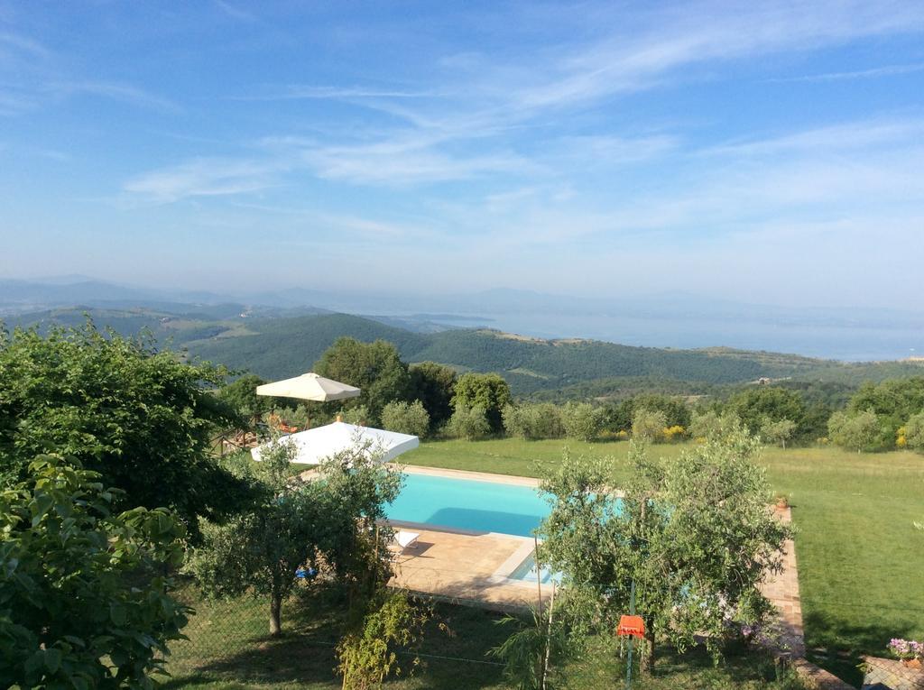 Agriturismo La Bicocca - Apt. "Il Leccio" Кастель-Ригоне Экстерьер фото