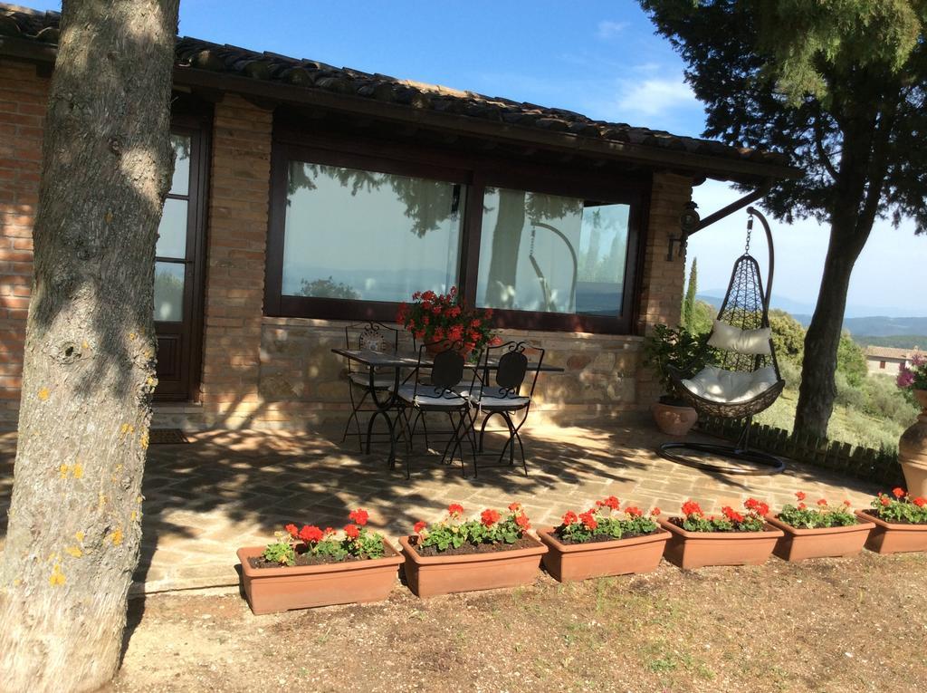 Agriturismo La Bicocca - Apt. "Il Leccio" Кастель-Ригоне Экстерьер фото