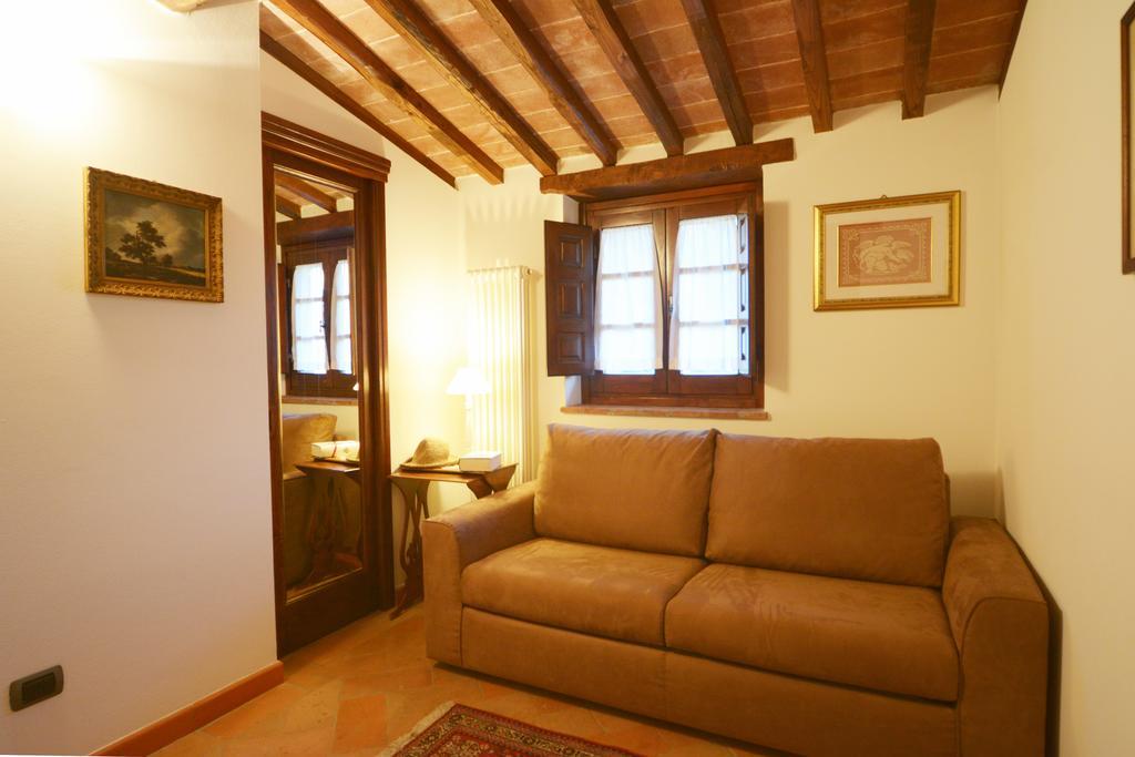 Agriturismo La Bicocca - Apt. "Il Leccio" Кастель-Ригоне Номер фото