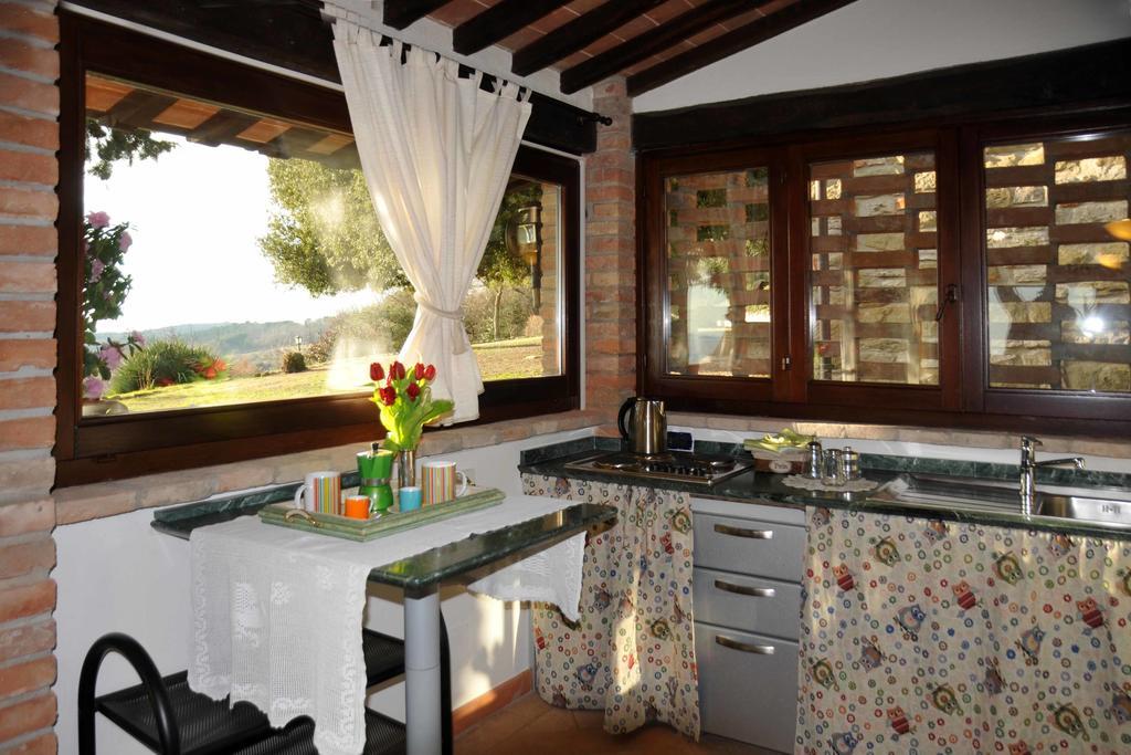 Agriturismo La Bicocca - Apt. "Il Leccio" Кастель-Ригоне Экстерьер фото